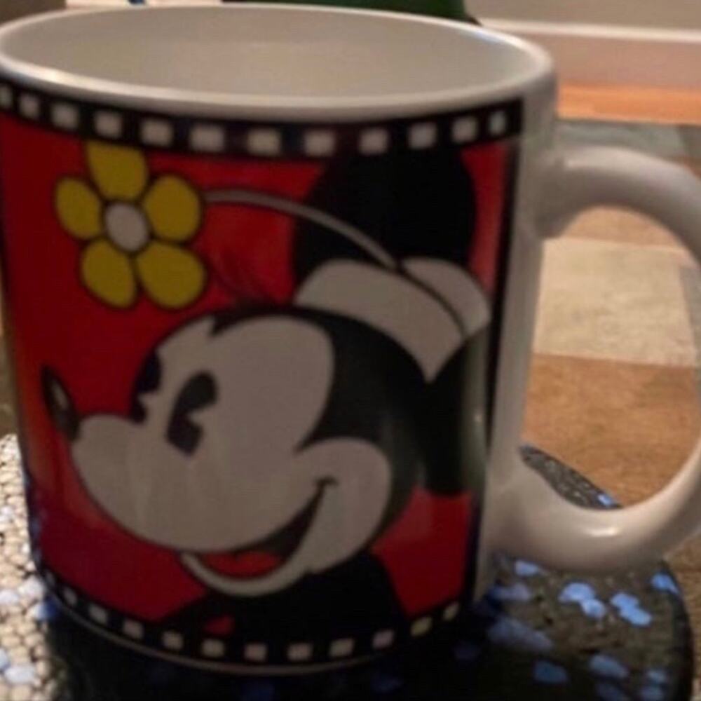 Vintage Disney Mickey Minnie Filmstrip Coffee Mug. Made in Japan Great condit